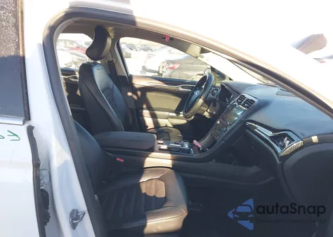 2017 Ford Fusion Se z USA, uszkodzony, nr VIN 3FA6P0H95HR346104